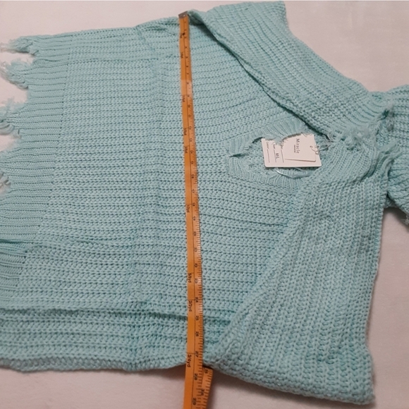 Loose Fit Sweater With Hood Womens - Picture 10 of 12